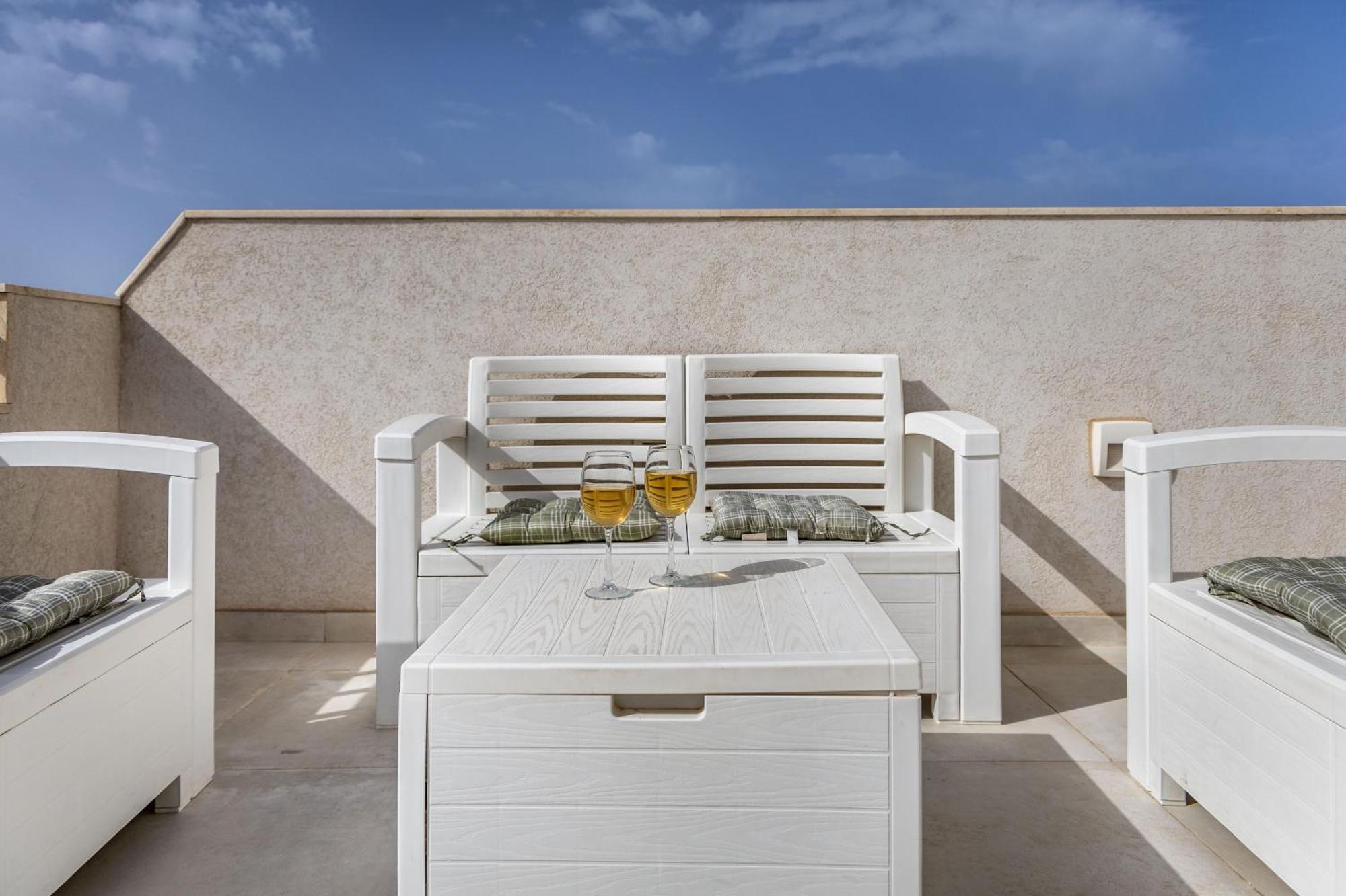 Xemx Sabiha Suite 5 Min Walk From St Julians San Ġwann Εξωτερικό φωτογραφία